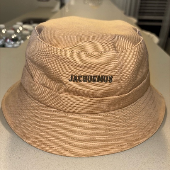 Jacquemus Beige Bucket Hat - Picture 3 of 5